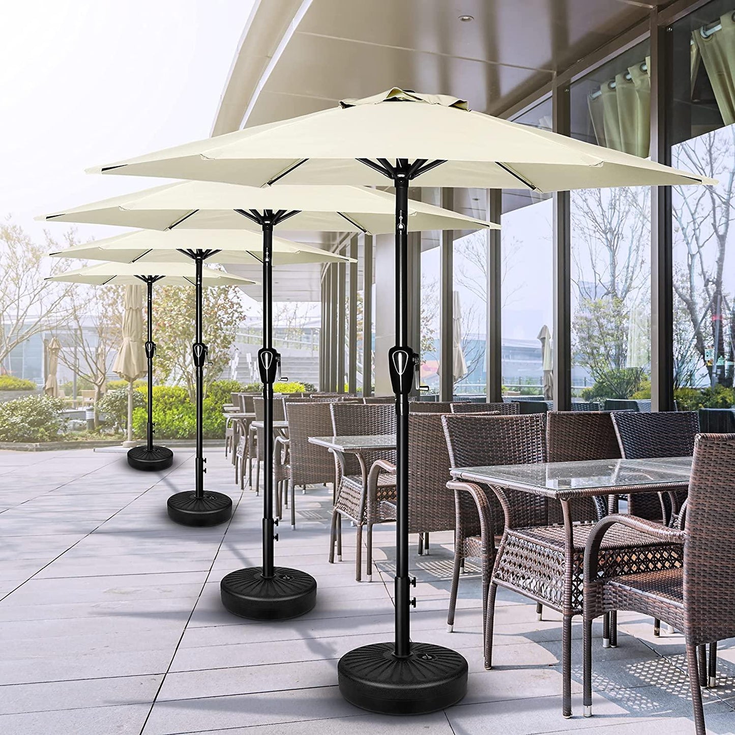 7.5 ft Polyester Crank Market Patio Umbrella with Tilt and Rust Resistant